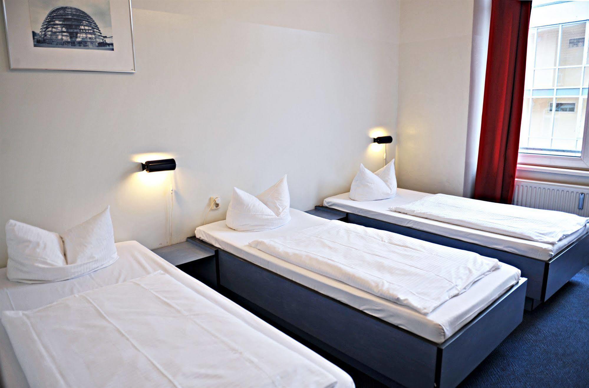 Hotel Transit Loft Berlim Exterior foto