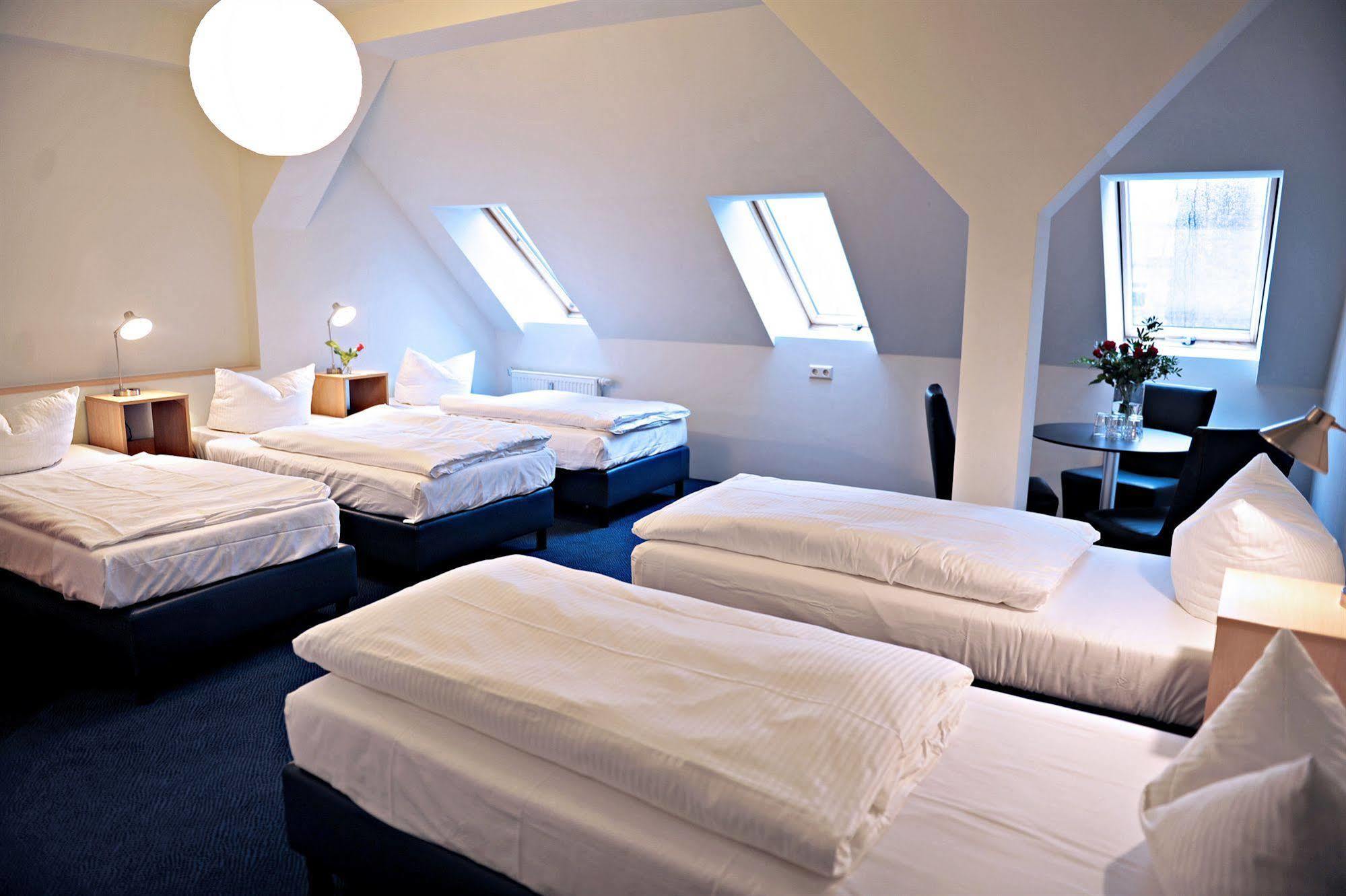 Hotel Transit Loft Berlim Exterior foto